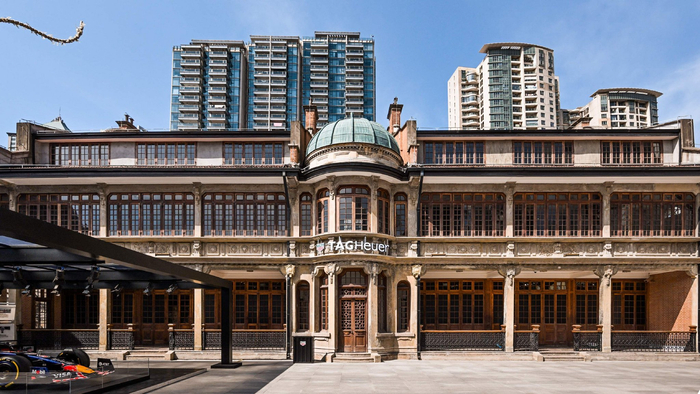 世界杯官方入口下载-泰格豪雅上海启幕毫秒之竞制表展，红牛RB22赛车震撼亮相|F1中国大奖赛|泰格豪雅(TAG Heuer)|展览|计时|先锋_新浪新闻