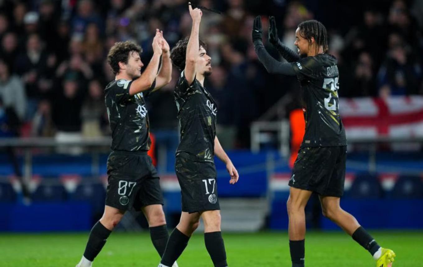 世界杯高清平台-英超被打回原形？欧冠2平4负：曼城0-3,切尔西2-5,阿森纳1-1爆冷