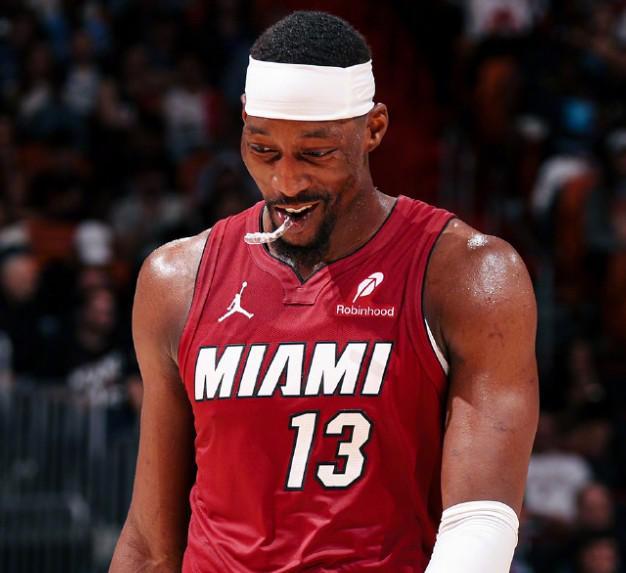 世界杯官方入口下载-杨毅：阿德巴约得83分，只能说这个时代NBA的数据掺多少水了