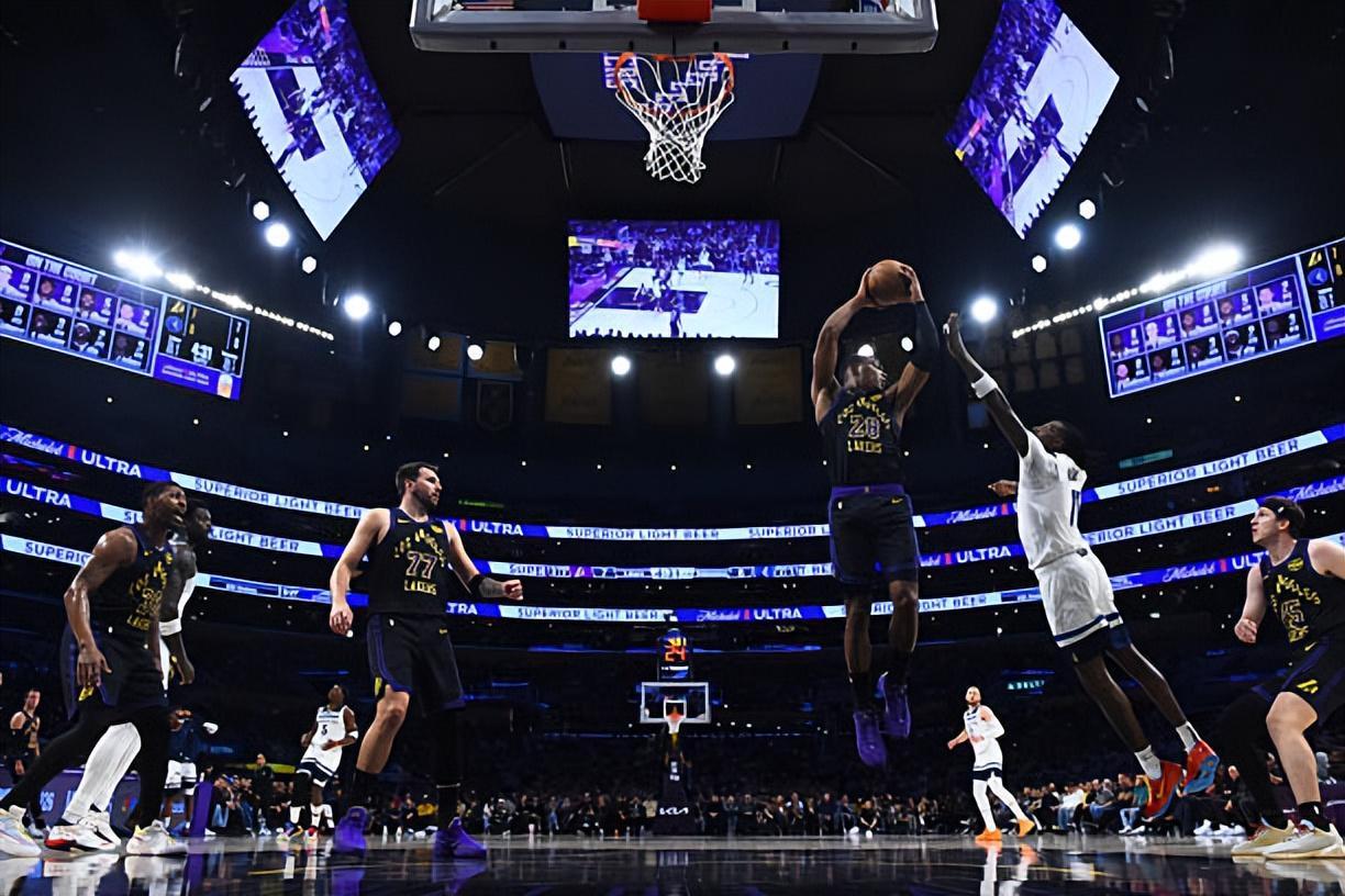 世界杯官方入口下载-进入先发后效果不错，但勒布朗复出后湖人锋线大将还能保持状态吗